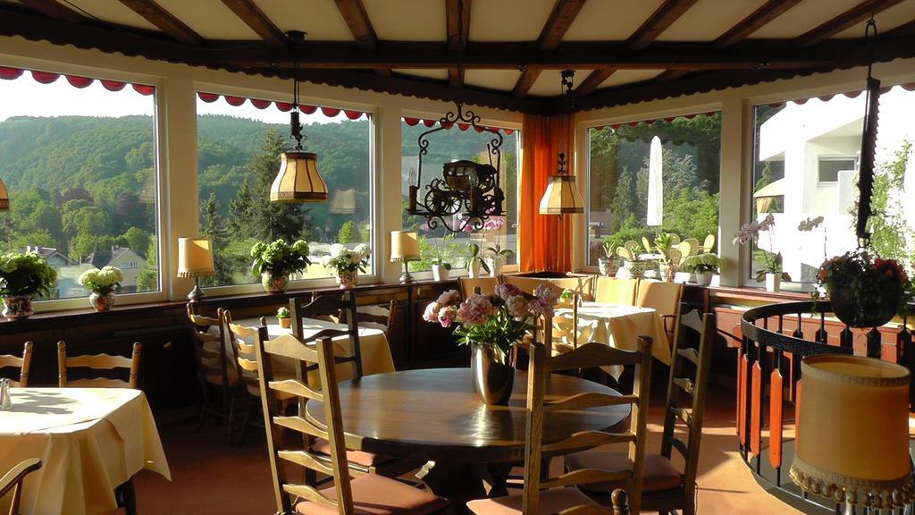 Hotel Kurhaus Uhlenberg Бад-Мюнстерайфель Екстер'єр фото
